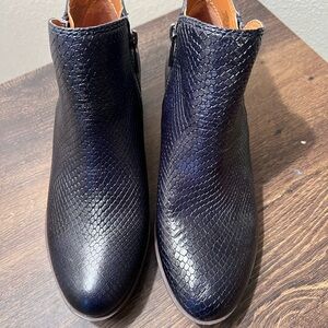 NEW Lucky Brand Basel Navy Snake Print Leather Booties